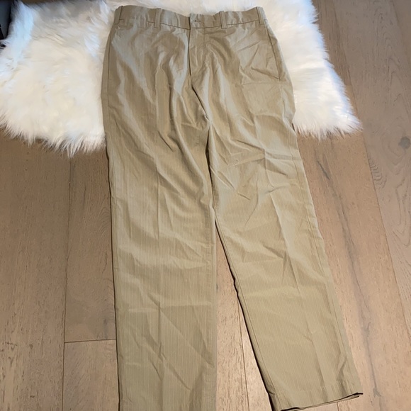 Banana Republic men’s pants - Picture 2 of 4